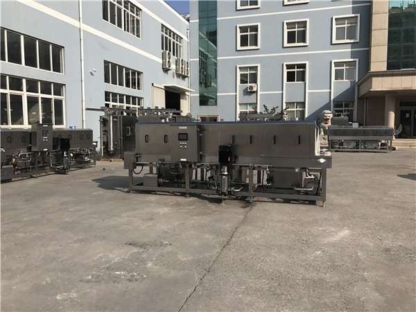 塑料筐清洗機，物料筐清洗機，周轉箱清洗機